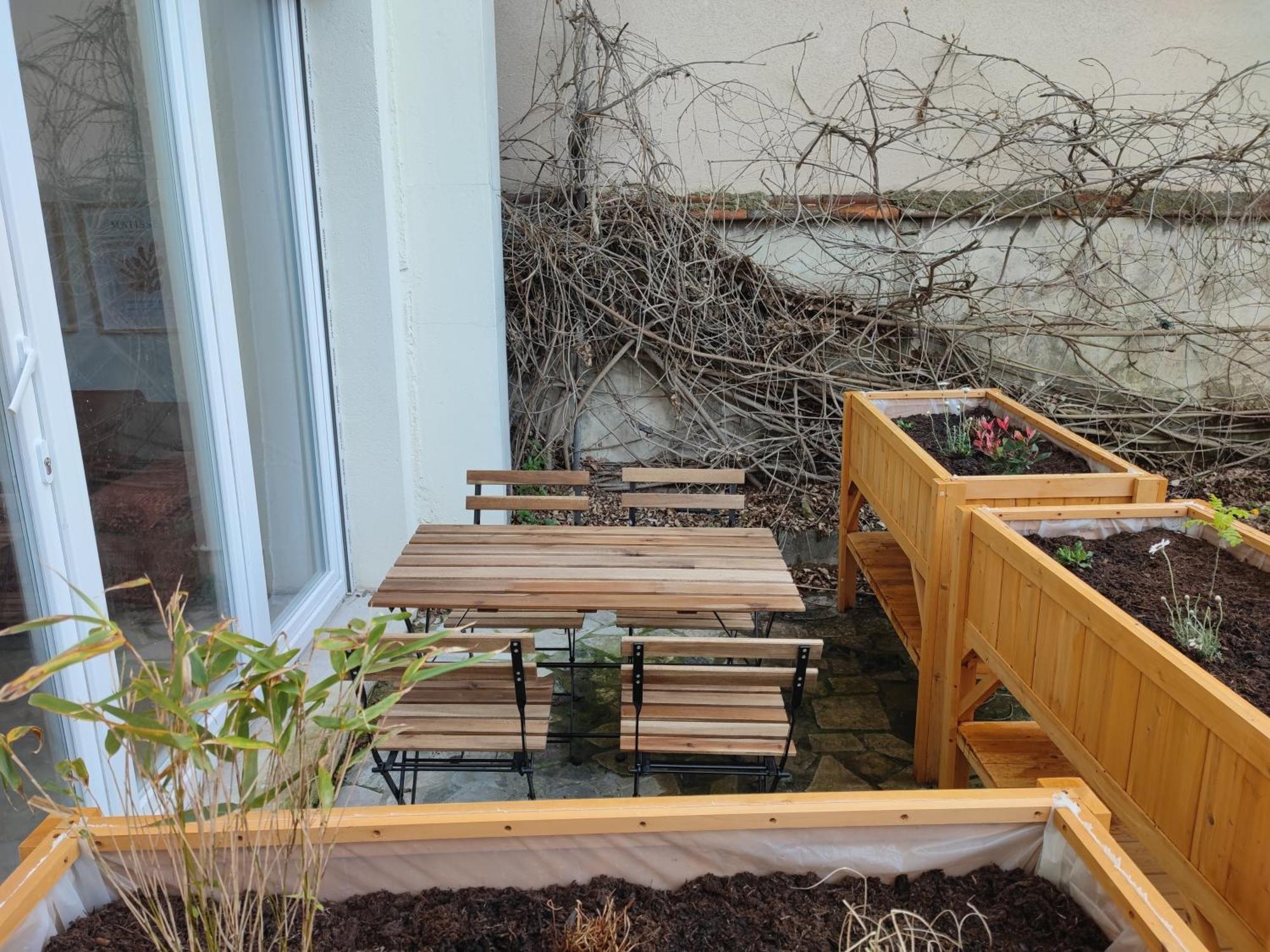 Appartement D'Architecte Avec Vue Sur Jardin La Courneuve Luaran gambar